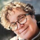 Kim Beavers Headshot